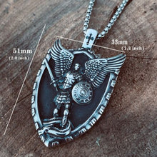 Afbeelding in Gallery-weergave laden, Premium Quality Stylish Christian Shield Cross Pendant for Men-Masonic Pendants-Blue Lodge Necklaces & Pendants-Masonic Pendants-Freemason necklace | Regalia Lodge
