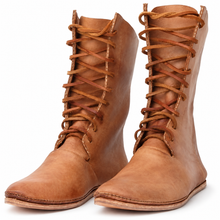 画像をギャラリービューアに読み込む, Armand 15th Century Leather Turnshoes