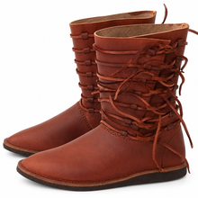 Carica l'immagine nel visualizzatore di Gallery, Early Middle Ages Leather Boots