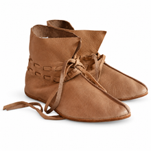 Load image into Gallery viewer, Medieval Ankle-Length Leather Shoes in Heritage Tones