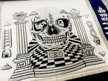 Carica l&#39;immagine nel visualizzatore di Gallery, Masonic Regalia Custom Design Skull Pillars Masters Carpet Handmade Bullion Masonic Apron | Regalia Lodge