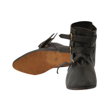 Carica l&#39;immagine nel visualizzatore di Gallery, Men&#39;s Medieval Leather Shoe Middle Ages Ankle Boots with Buckles - Men&#39;s civil war Shoes &amp; Boots | Regalia Lodge